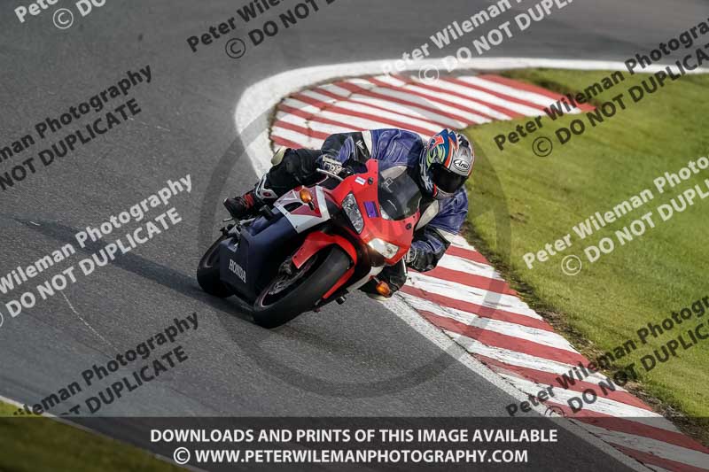 anglesey;brands hatch;cadwell park;croft;donington park;enduro digital images;event digital images;eventdigitalimages;mallory;no limits;oulton park;peter wileman photography;racing digital images;silverstone;snetterton;trackday digital images;trackday photos;vmcc banbury run;welsh 2 day enduro